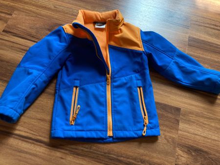 Softshelljacke leicht gefüttert