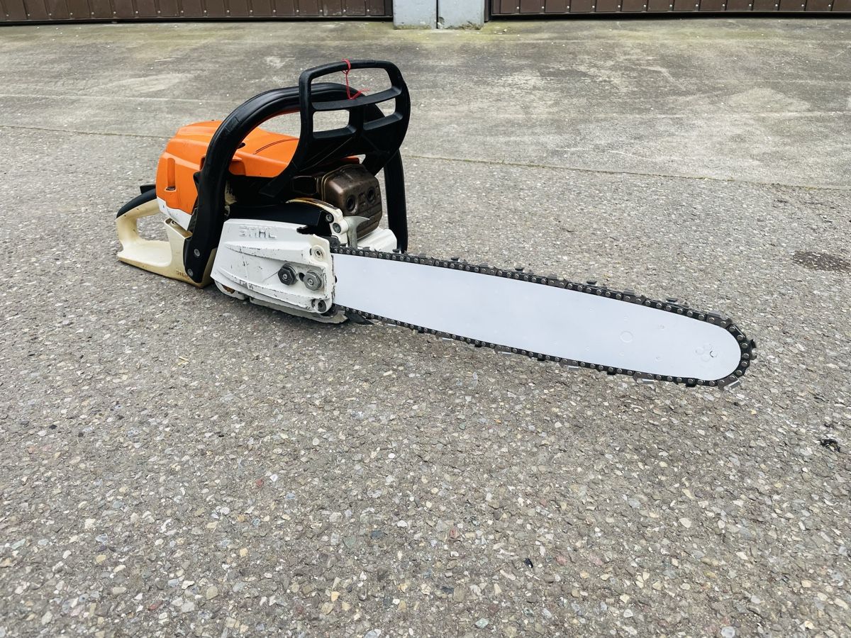 Stihl Seghe: Motorsäge Stihl MS 261 C professionell – Usato da Würenlos venduto da Shop_Shop 1