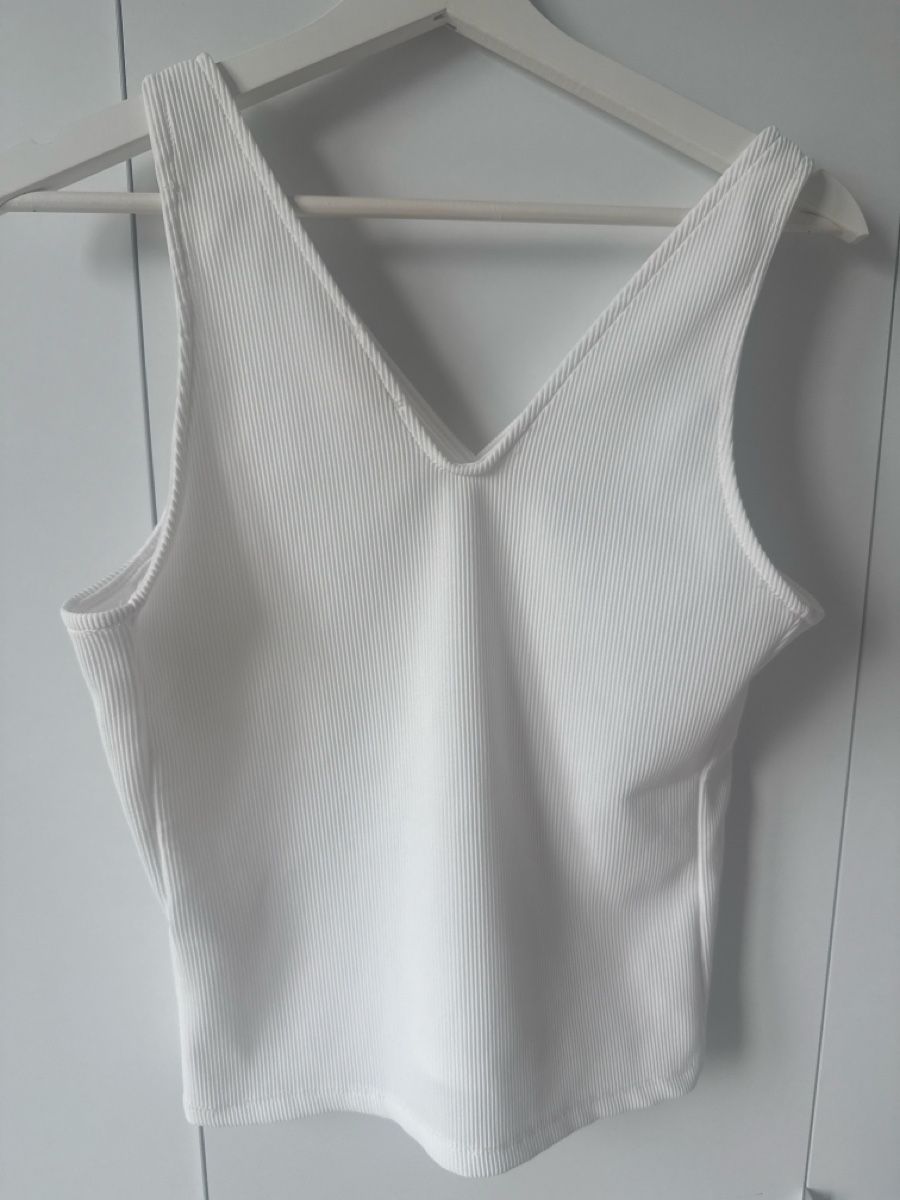 H&M Tops: Top – Neuf (Voir description) à Kriens par g_b_mk7j 7