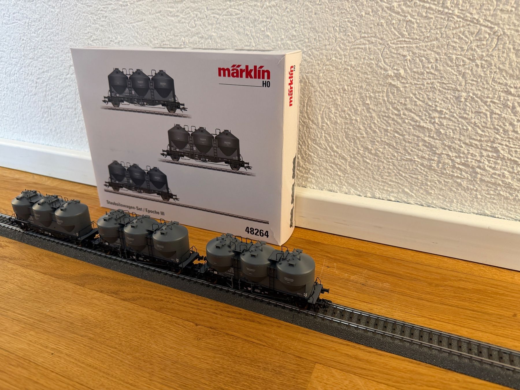Märklin Modellini di ferrovie: Märklin 48264 Staubsilowagen-Set Kds 67 – Usato da hünenberg See venduto da Dpch 2