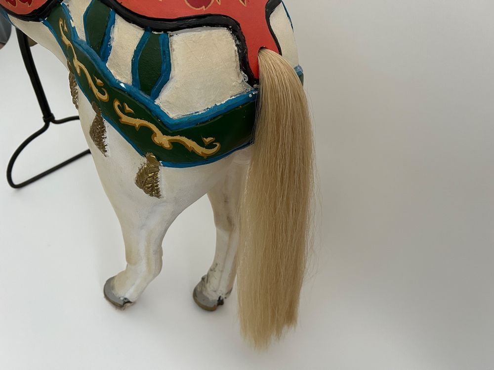 Sculture & Statue: karusselpferd cheval – Usato da Bure venduto da 5U276C 4