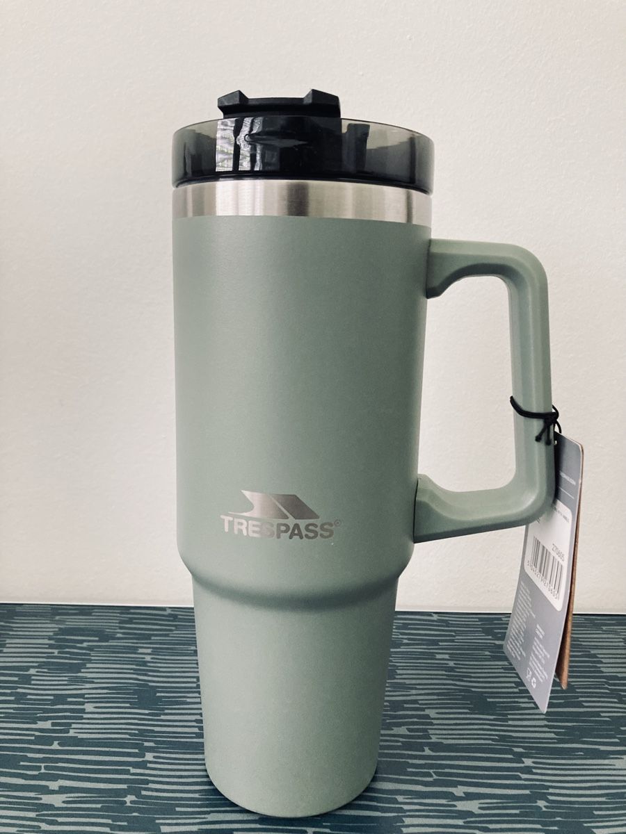 Tazze: Mug isotherme TRESPASS – Nuovo e nell'imballaggio originale da Châtelaine venduto da jen_pvr7