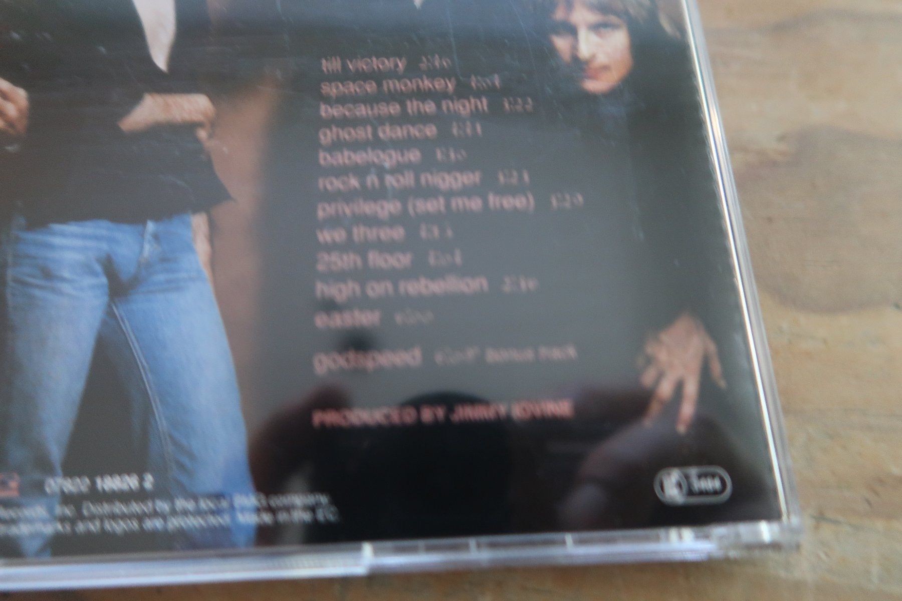 CDs: PATTI SMITH - EASTER mit BECAUSE THE NIGHT - CD – Gebraucht aus Basel von Patiscat 2
