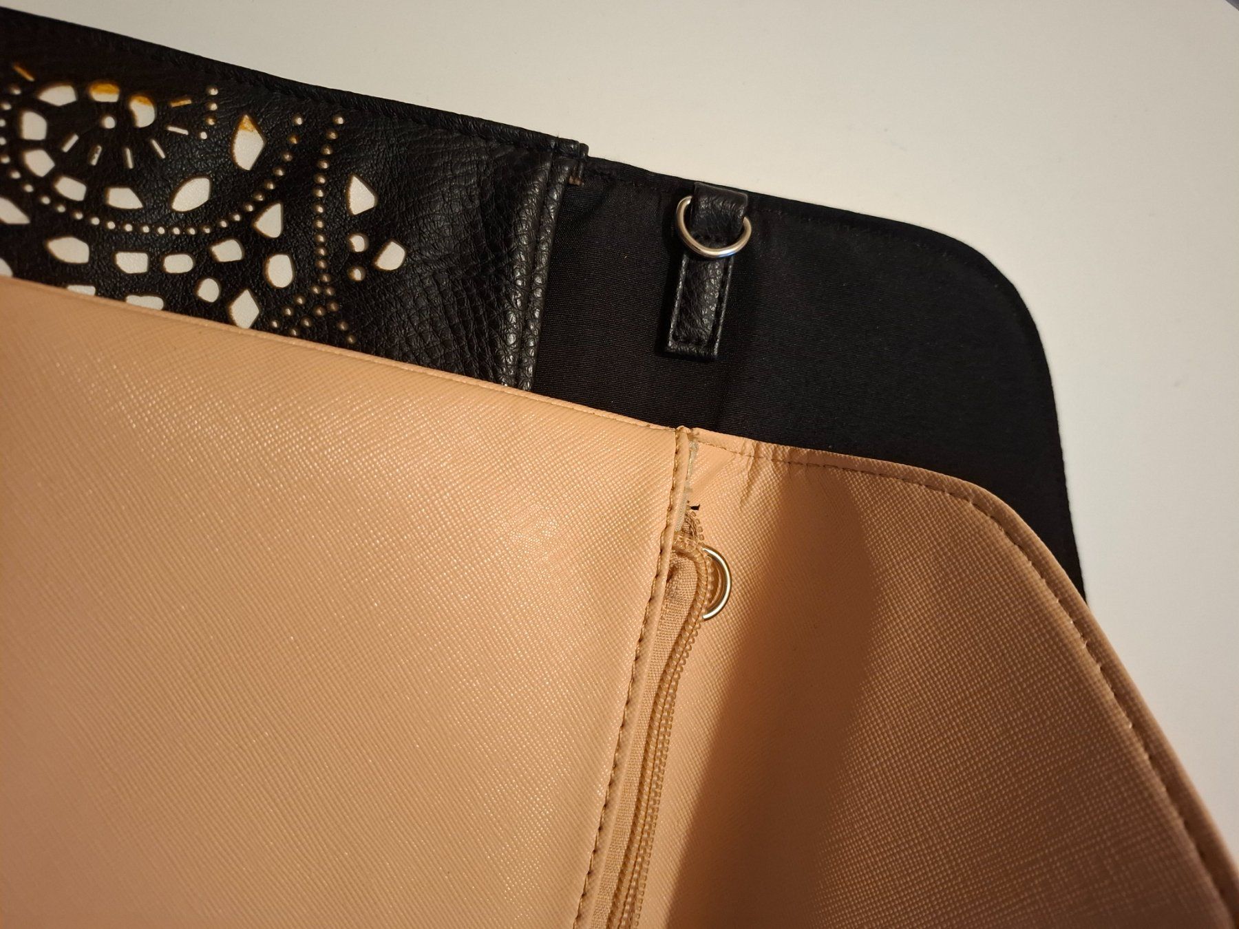 Taschen für Damen: 2 x Clutch / Handtasche – Gebraucht aus Rotkreuz von PrelovedPicks 5