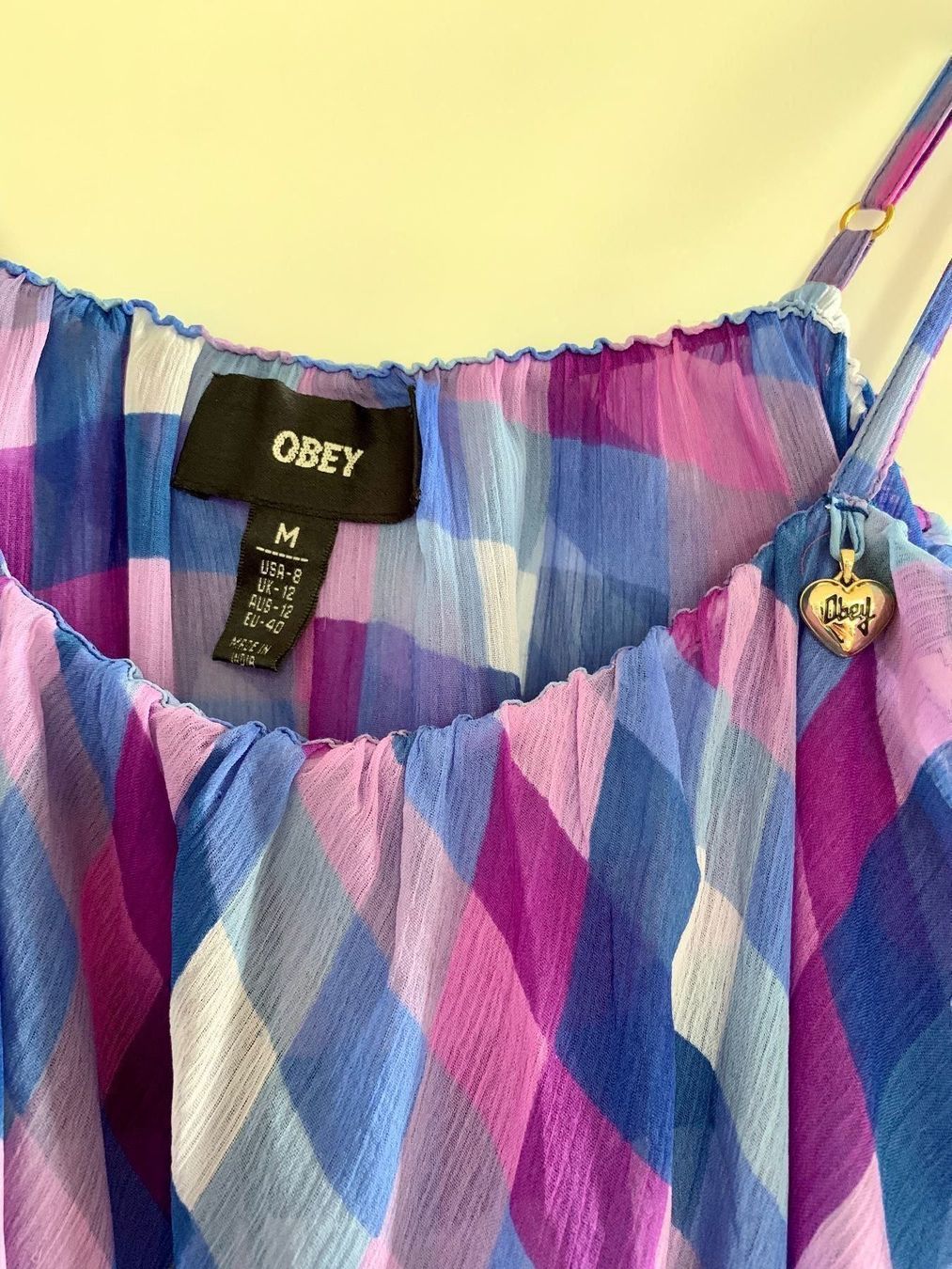 Vestiti: Obey Kleid – Usato da Zürich venduto da bergi777 1