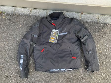 Neue Berik Motorrad-Winterjacke – Grösse 56 – Schwarz