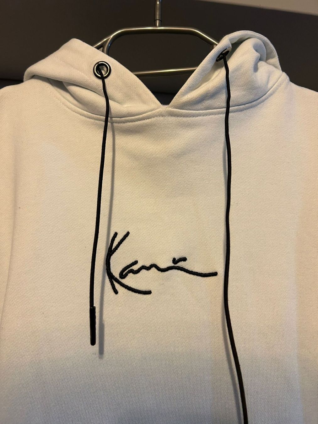 Maglioni & Felpe: Karl Kani, Kapuzenpullover in Blau-Weiss – Usato da Oberurnen venduto da simgug 1