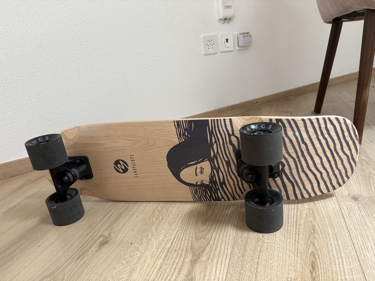 Skateboards: Landyachtz Skateboard dinghy – Neuf (Voir description) à St. Gallen par she_m6kq 1