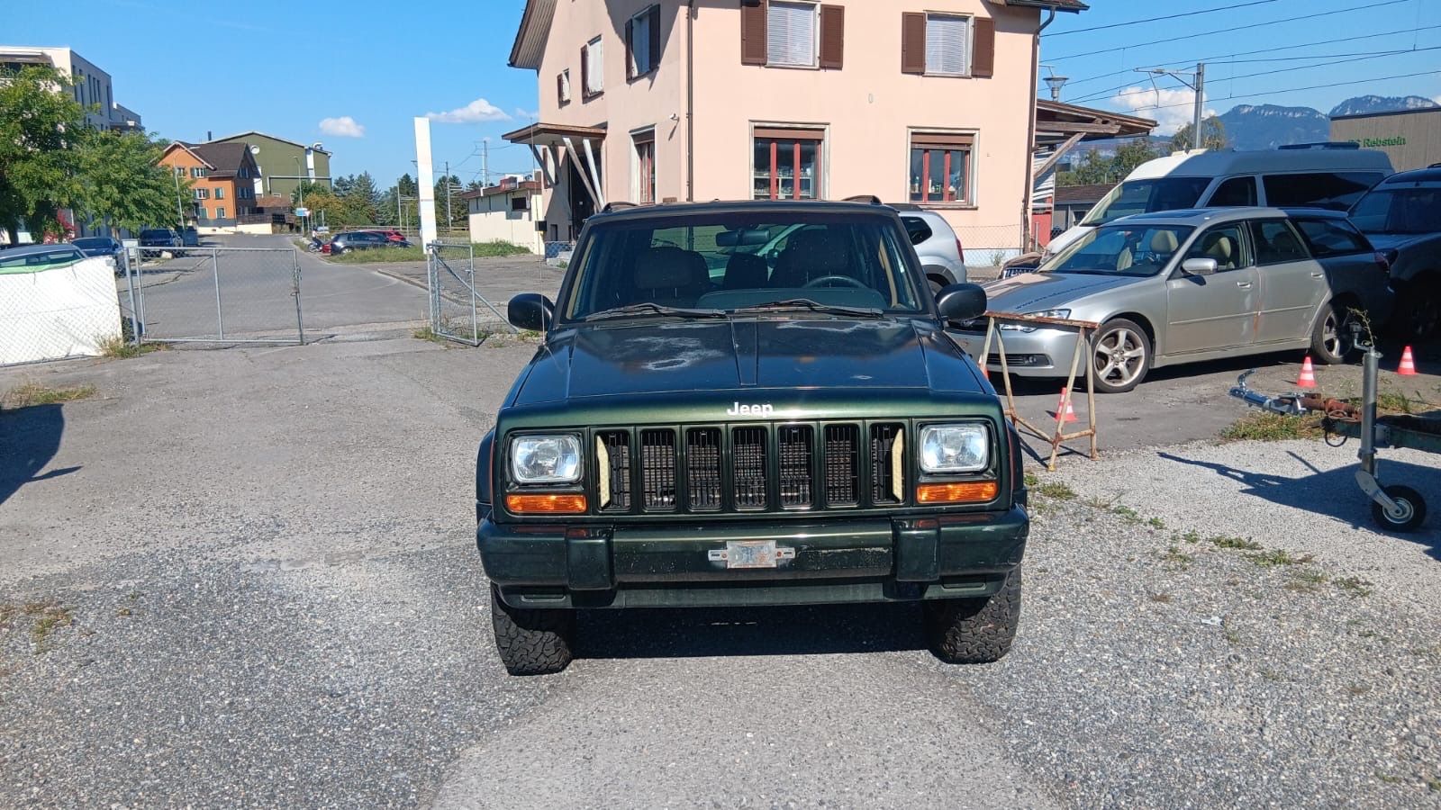 Jeep Autos: JEEP Cherokee 4.0L – Gebraucht aus Rebstein von TonyRasta-Autohandel