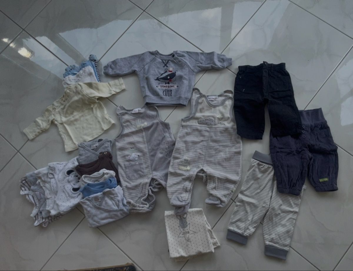Lotti & Set di vestiti: Baby Kleider Set Gr 62/68 – Usato da Kriens venduto da boramisch 1