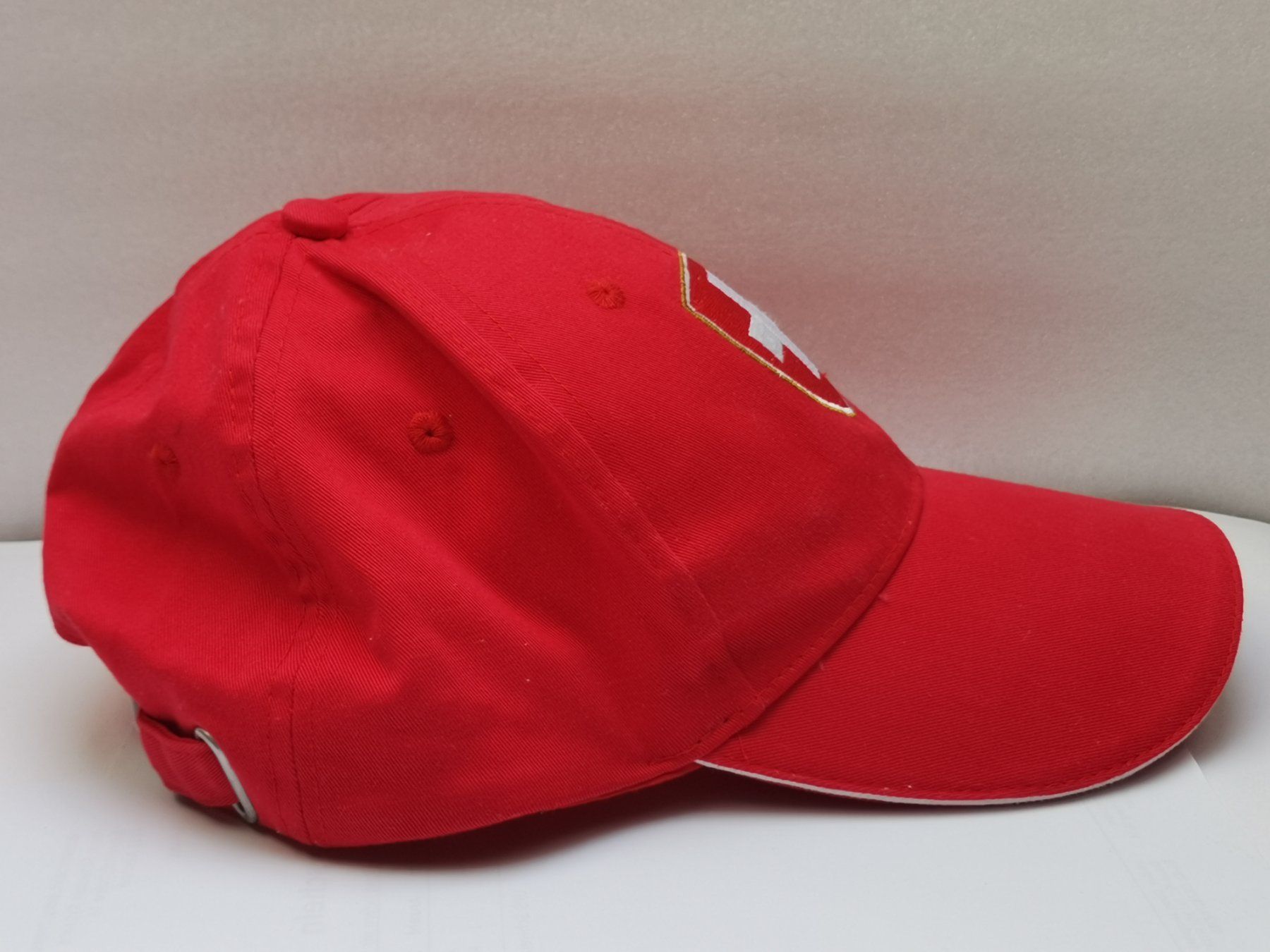 Chapeaux, bonnets & casquettes: Schweizer Kappe des SFV/ASF – D'occasion à Allschwil par H0-Bahner 2