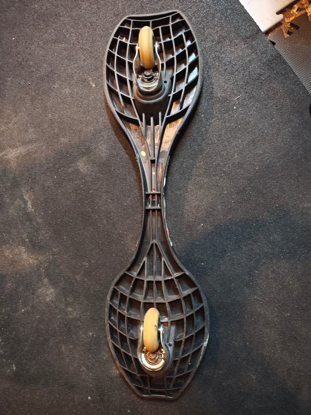 Skateboards: Snakeboard/Waveboard – Usato da Pfaffhausen venduto da seppentony 1