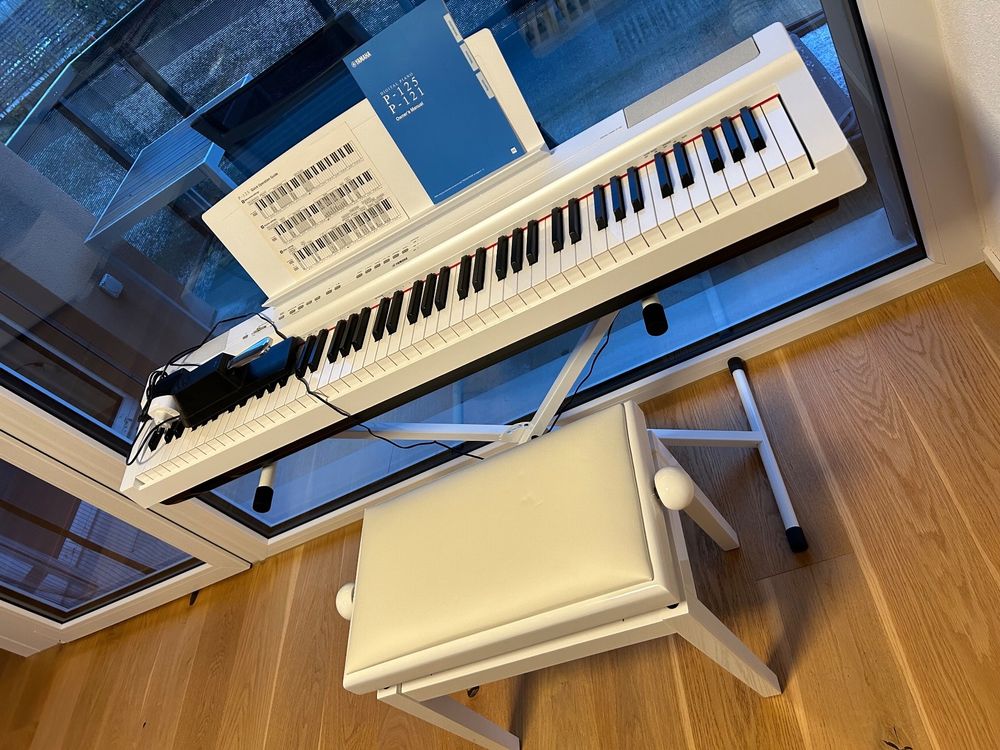 Yamaha P125 Digital Piano inkl. Zubehör Kaufen auf Ricardo