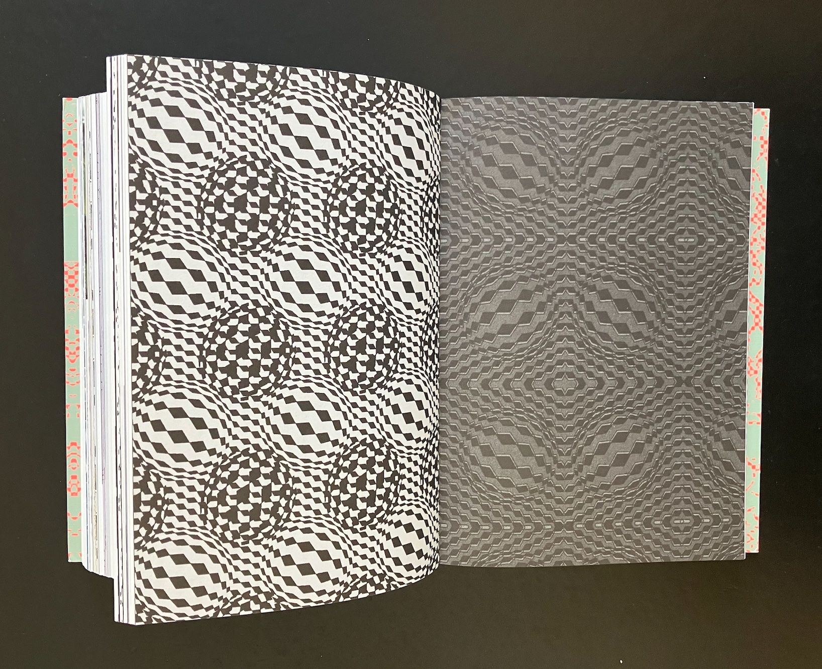 Libri: klein kariert . wege zum muster im textildesign – Usato da Basel venduto da cosmos.books 4