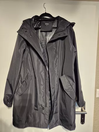 Regenjacke Migros Essentials schwarz Grösse M Men