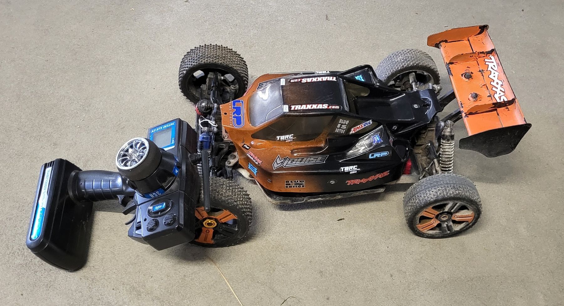 Kyosho RC Kits de montage: KYOSHO 1/8 4WD – D'occasion à islikon par mir_8cbw 2