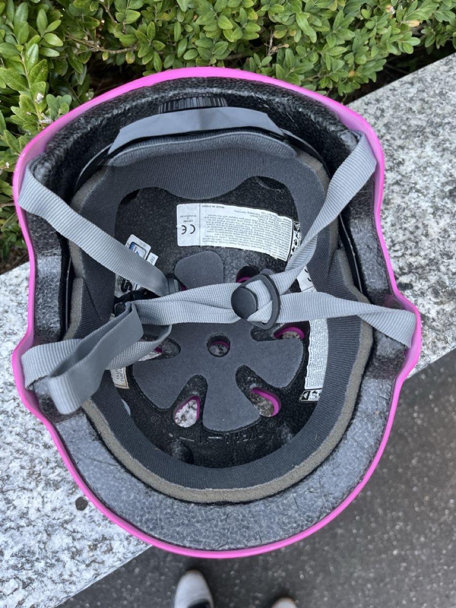 Helme: Casque de vélo, rose – Gebraucht aus Bex von epsonstylus 1