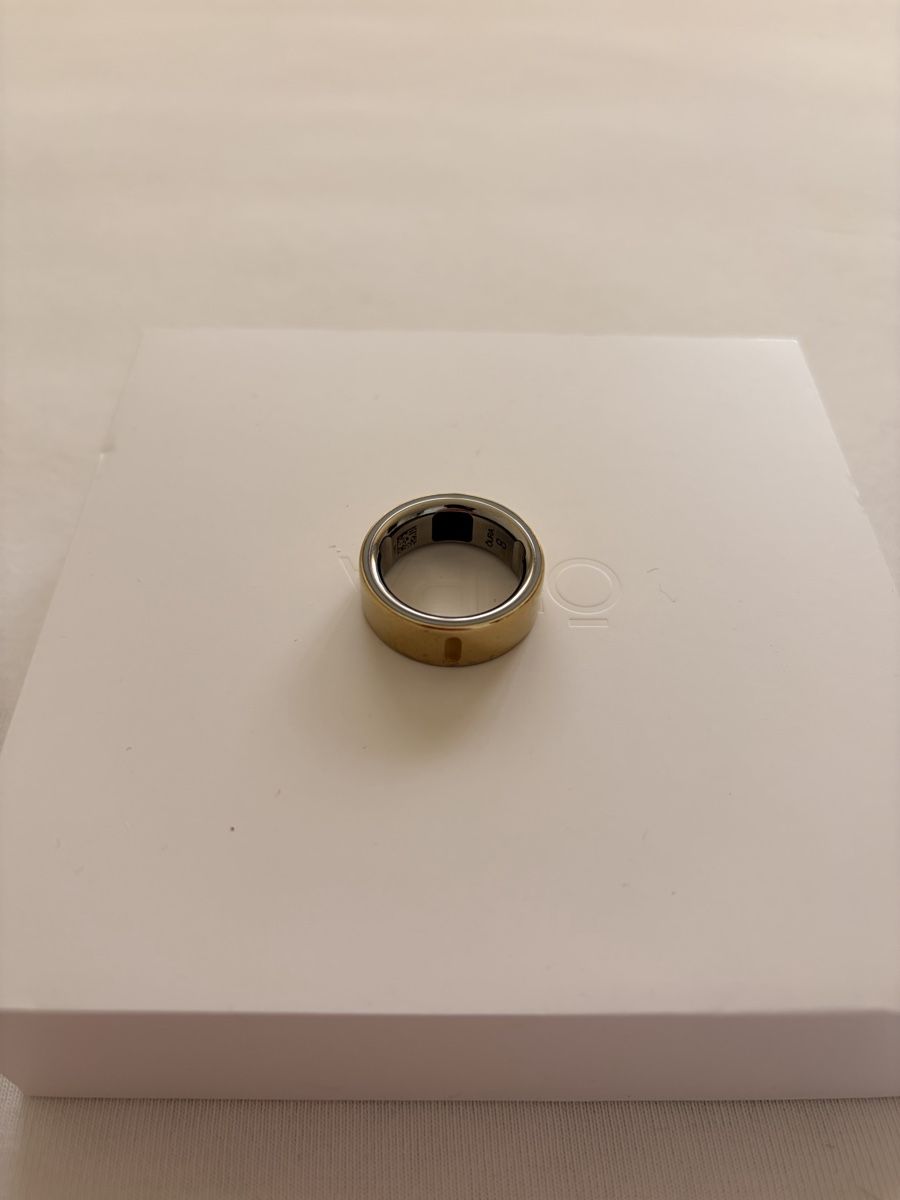Oura Ringe: Oura Ring 4, gold, Gr. 8 – Gebraucht aus Wallisellen von Poenie 2