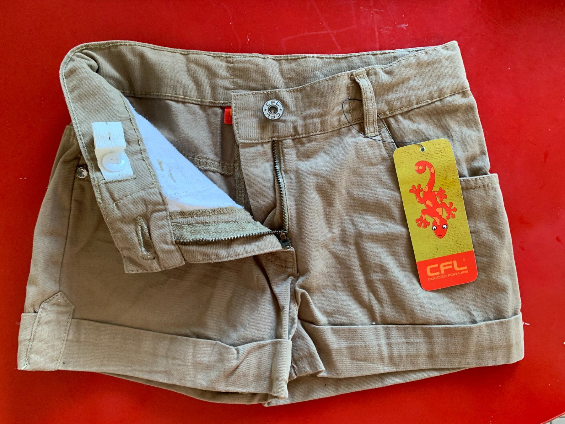 Pantaloni: Shorts neufs -- Taille 140 cm -- 100% coton – Usato da Petit-Lancy venduto da chezRic 2