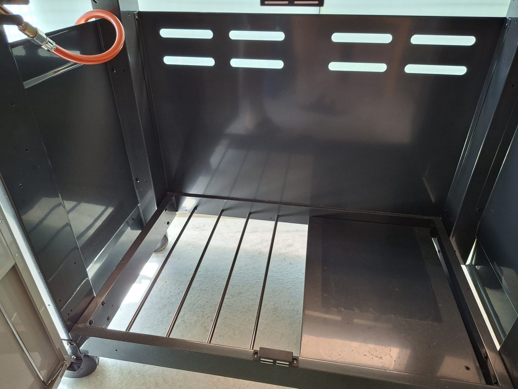 Griglie: BBQ 4 Series Classix LXS – Usato da Küttigen venduto da Salento90 7