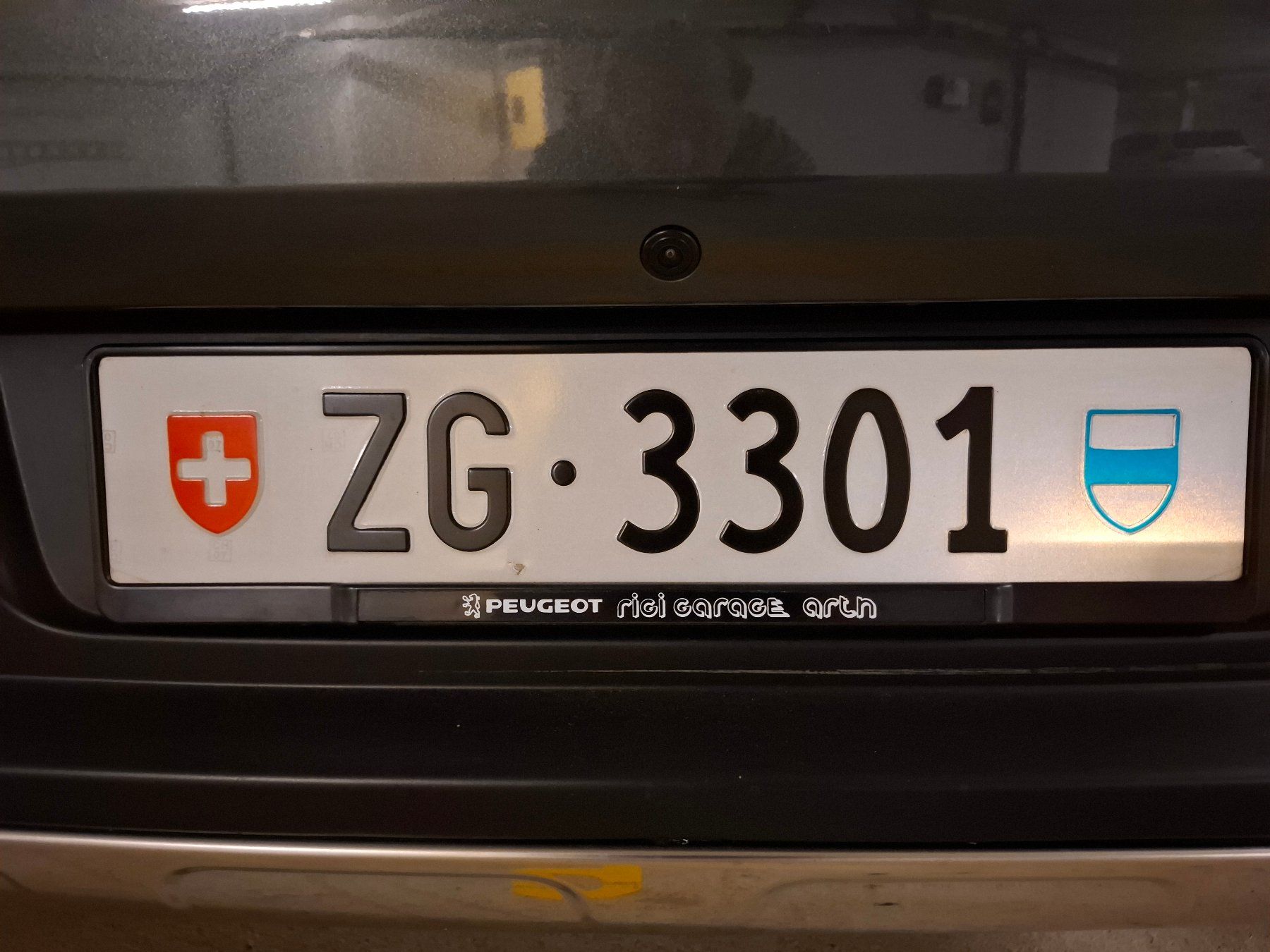 Insegne: ZG Kontrollschild, Exklusiv mit historischem Hintergrund – Usato da Walchwil venduto da hcb_5rx6