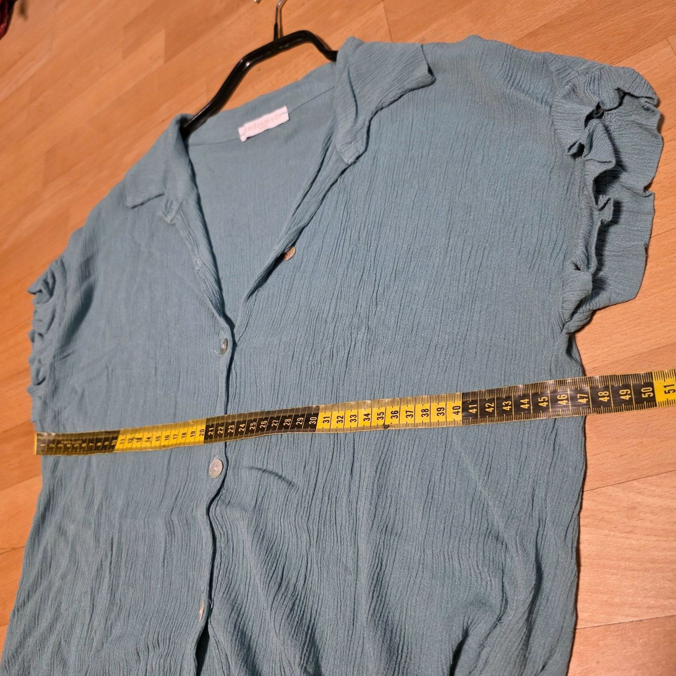 Blusen: Viskosebluse zum Binden Gr. M – Gebraucht aus Wald ZH von CapLux 6