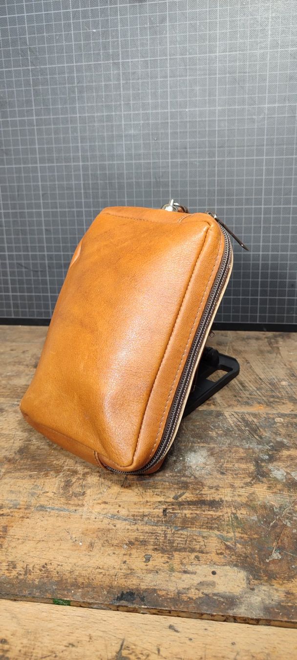 Borse: Wunderschöne alte Tabak Tasche Leder – Usato da Gelterkinden venduto da MYSTOREFORYOU4460 1
