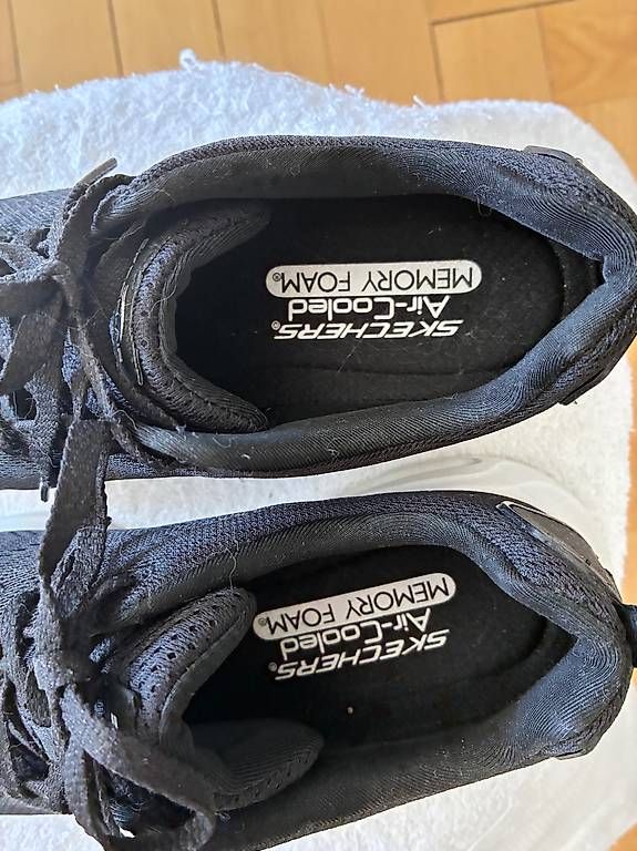 Skechers Damenschuhe: SKECHERS, Grösse 38, Memory Foam, Air-Cooled – Neu (gemäss Beschreibung) aus Zürich von April4all 1