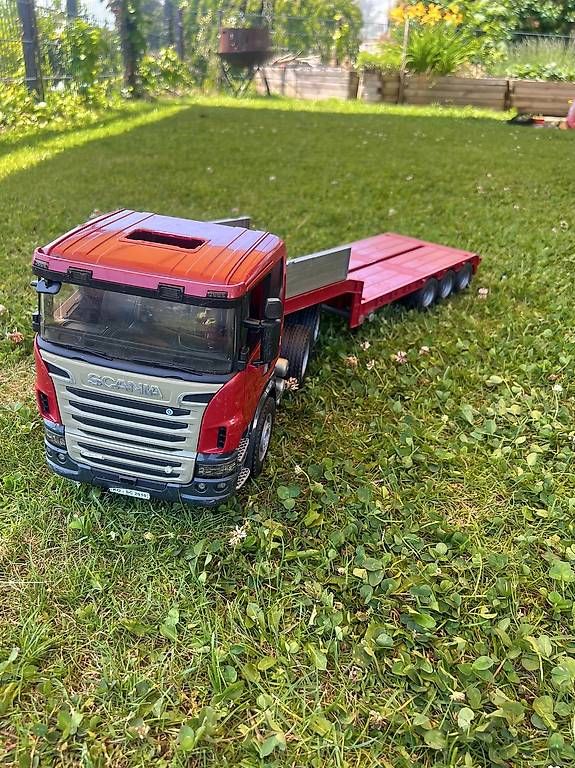 Giocattoli: Bruder Tieflader – Usato da Eschenbach SG venduto da Nadja0204