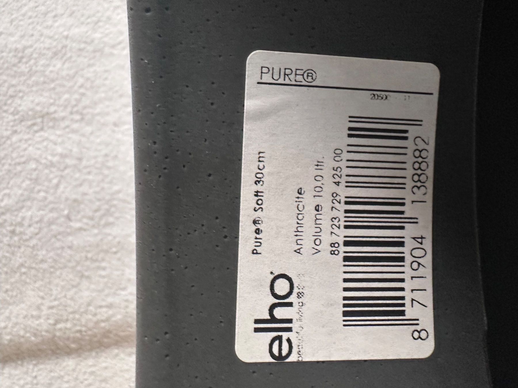 Vasi per fiori: Flower Pots - Elho Different Sizes and Colors – Nuovo (secondo la descrizione) da Elsau venduto da MANWITHVAN 9