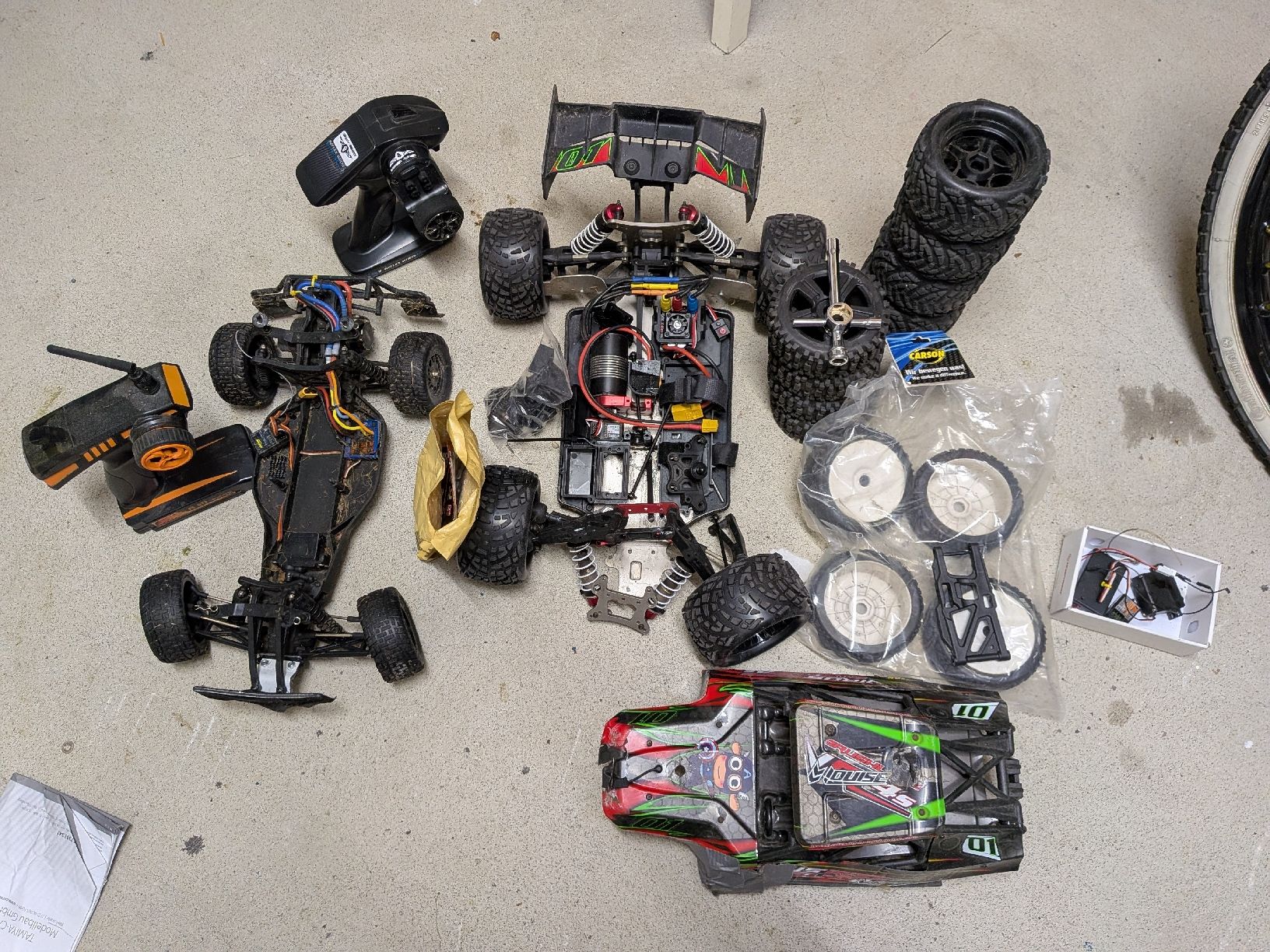 RC Modellbau: RC Auto Konvolut – Defekt aus Neftenbach von REX_85