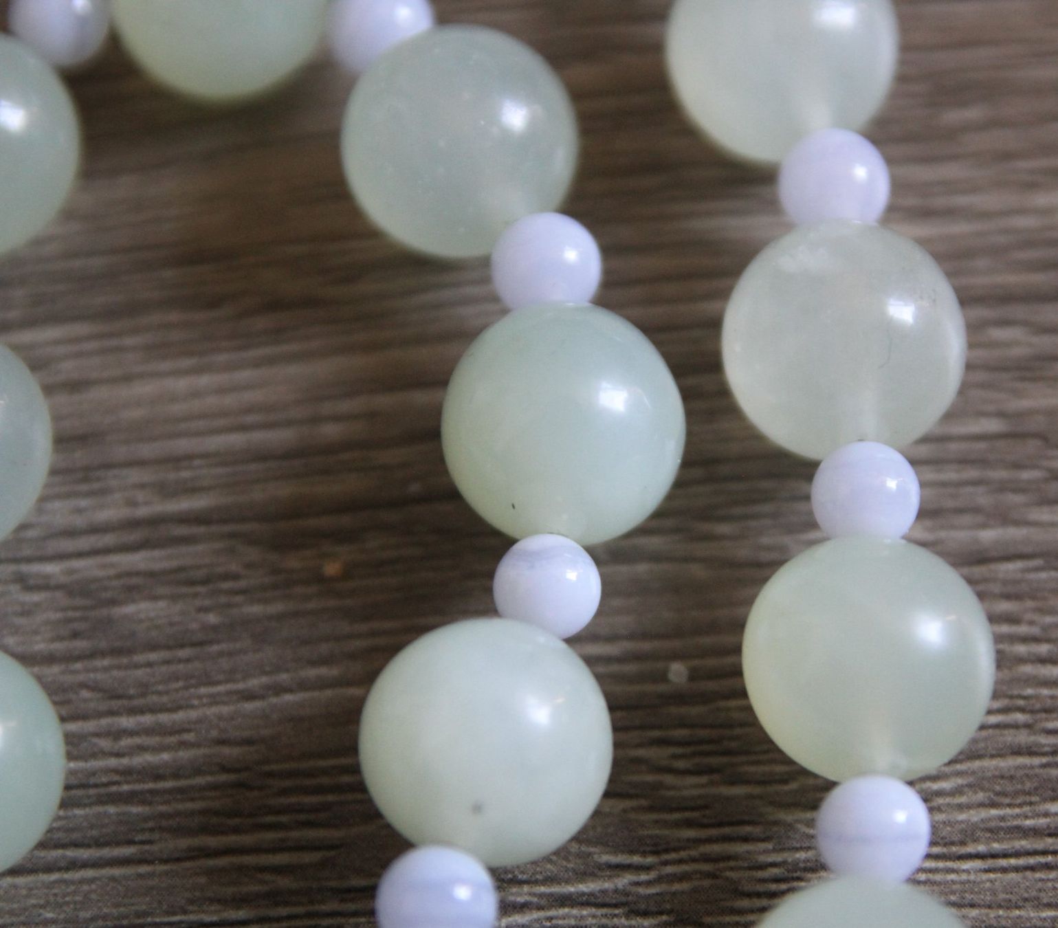 Catenine: NEU: Jadekette Collier Schmuck Jade und Chalcedon Perlen – Nuovo (secondo la descrizione) da Matten b. Interl venduto da EdelsteineInterlaken 3