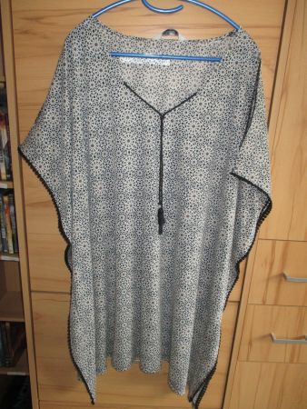 Strandkleid Viscose Cut Out Gr.52/54 Schwarz gemustert