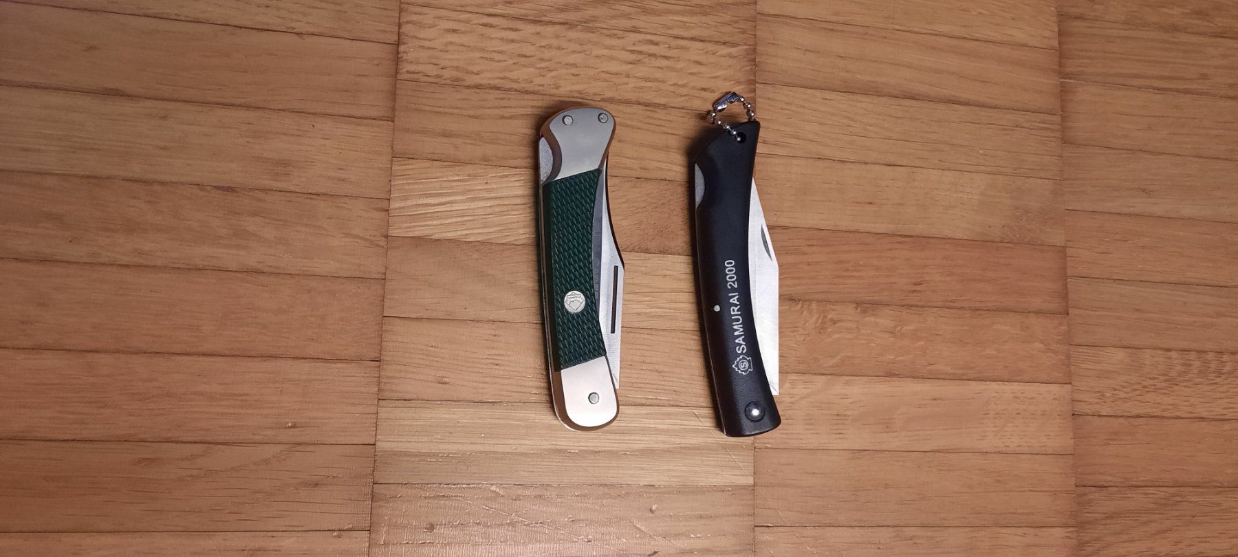 Taschenmesser: Sackmesser 2 Stk. – Gebraucht aus Rüti ZH von Ame8 2