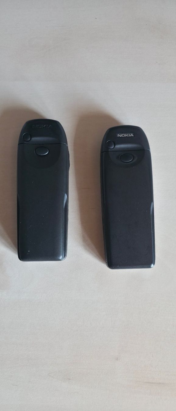 Nokia Telefoni cellulari / Smartphones: 2x Nokia 6310 mit Zubehör – Usato da Aarburg venduto da Se20 6