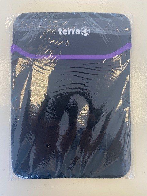 Notebook: Schwarze Terra Laptop Tasche, Sleeve – Nuovo e nell'imballaggio originale da Wängi venduto da Bmo 1