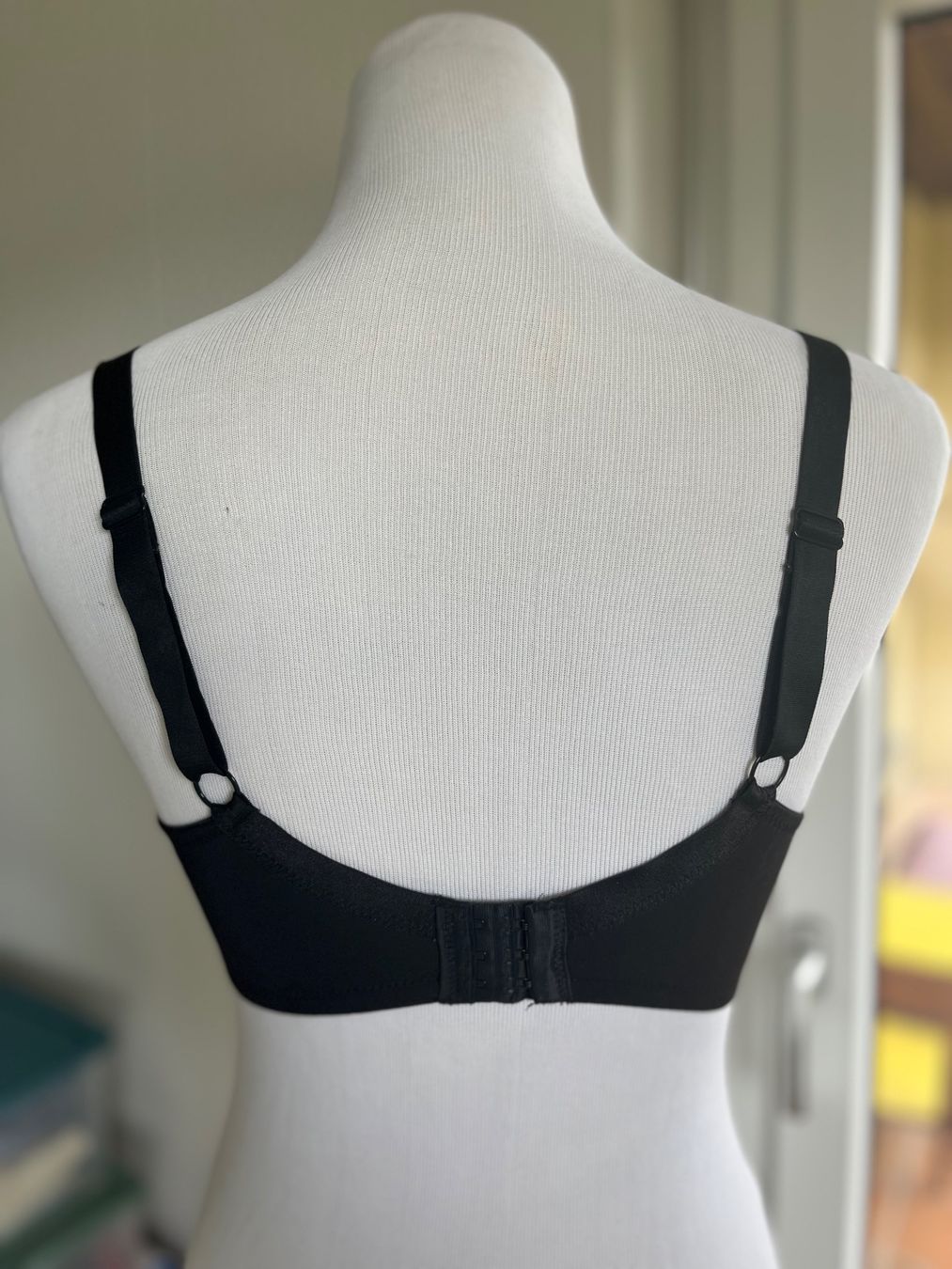 Altra biancheria intima: Still-BH mit Spitze – Usato da Ostermundigen venduto da ser_cg8z 3