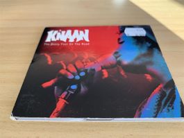 K'Naan – The Dusty Foot On The Road