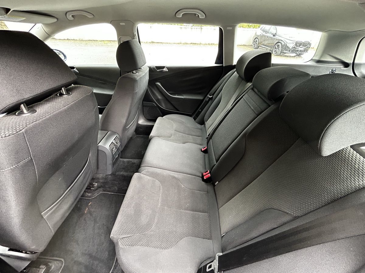 VW Automobili: Kombi VW Passat 2.0 FSI – Usato da Olten venduto da jvs_2pgq 8