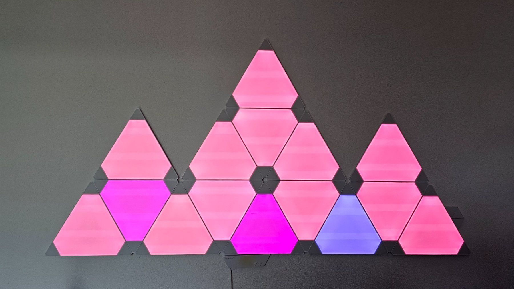 Nanoleaf Lampade: nanoleaf Light Panels - komplettes Set - 15 Panels – Usato da Niederwil AG venduto da pat_fx2s 1