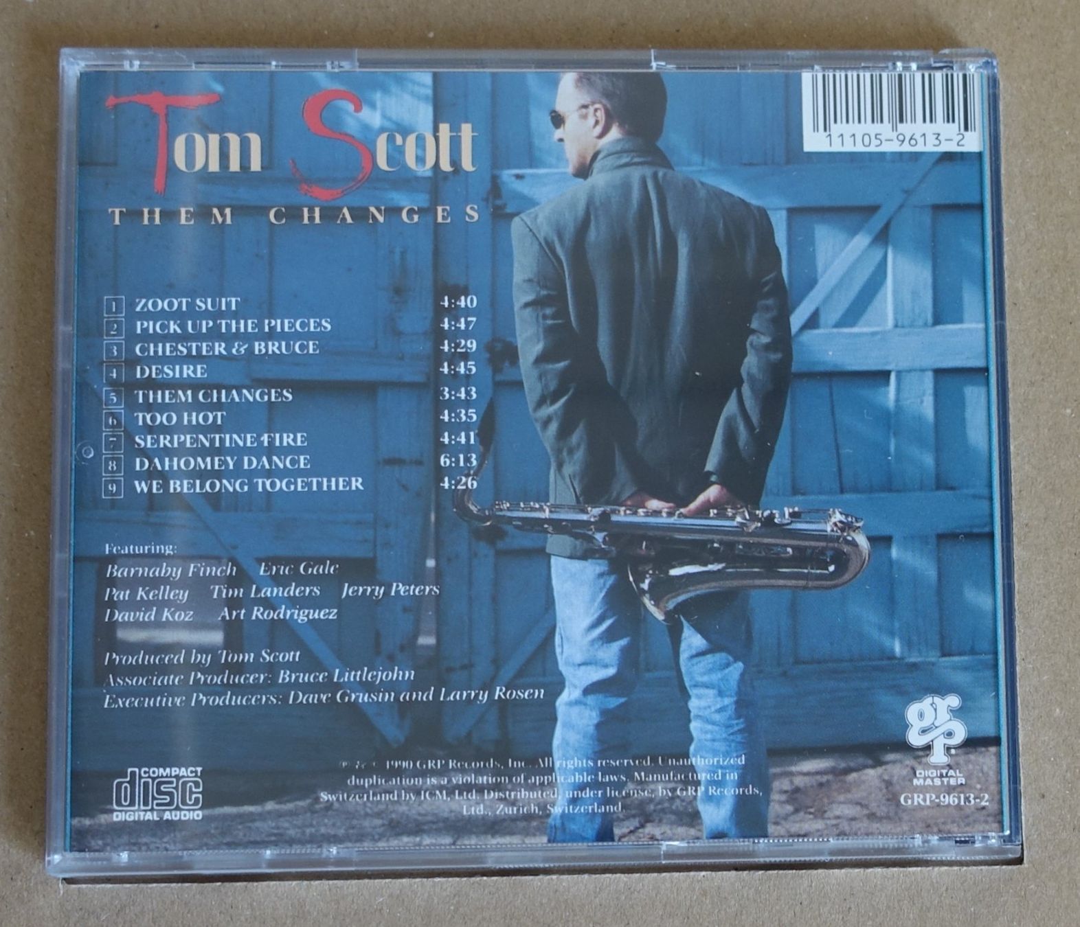 CD: Tom Scott – Them Changes (Schweiz) - D13 – Usato da Sessa venduto da discoverymedia 1
