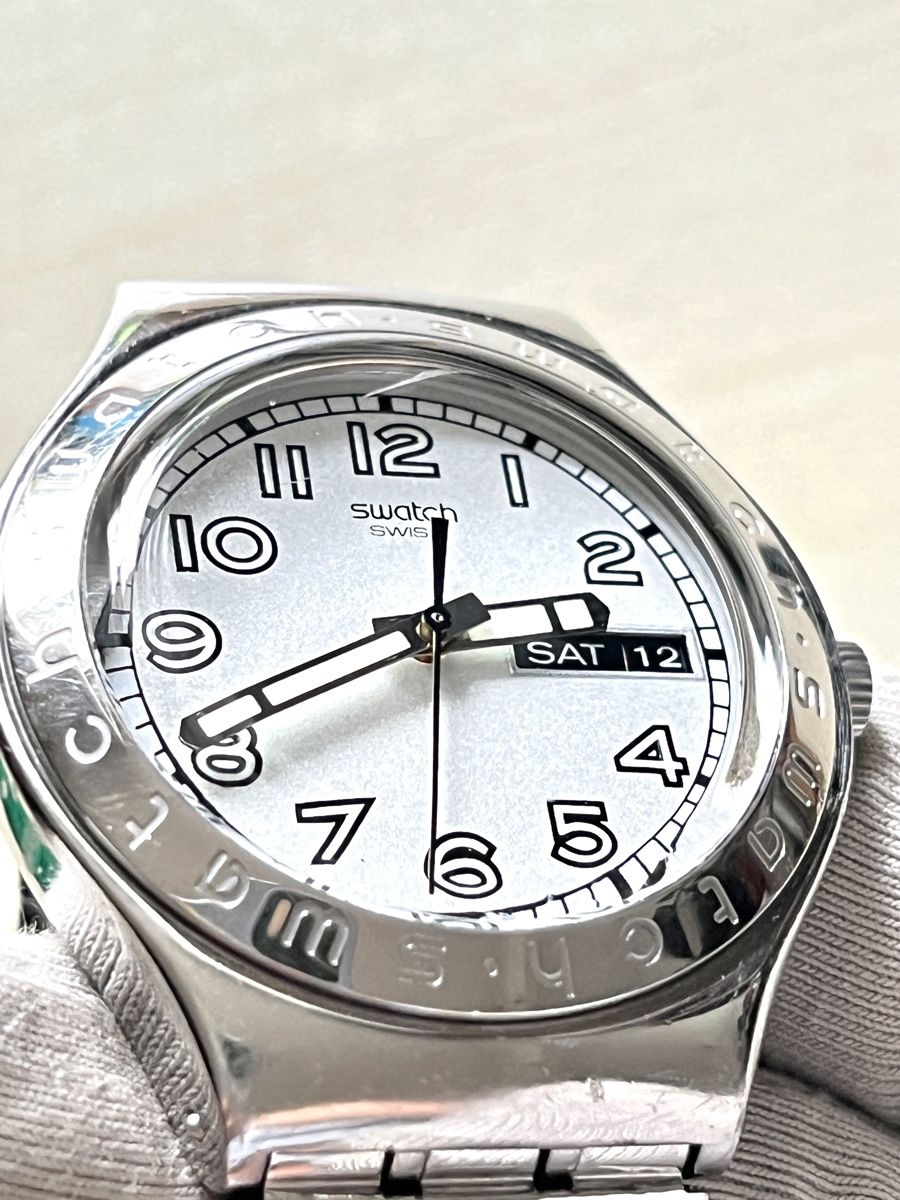 Swatch Uhren: Swatch Uhr Silber Metallarmband Datum Tag  – Gebraucht aus Grenchen von chththl 6