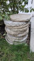 Gartenplatten rund Naturstein 8 Stück gebraucht
