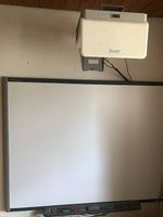 Smart Board - Beamer und Leinwand