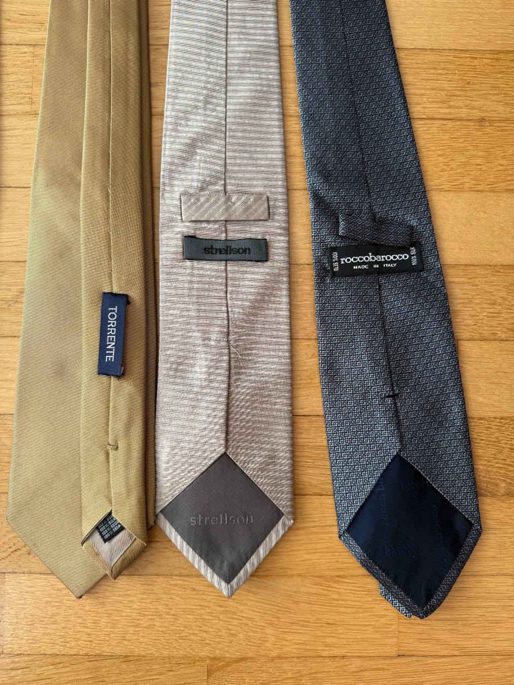 Cravatte: Krawatten Boss, Strellson, Lanvin, Navyboot, roccobarocco – Usato da Dübendorf venduto da Platino1 4