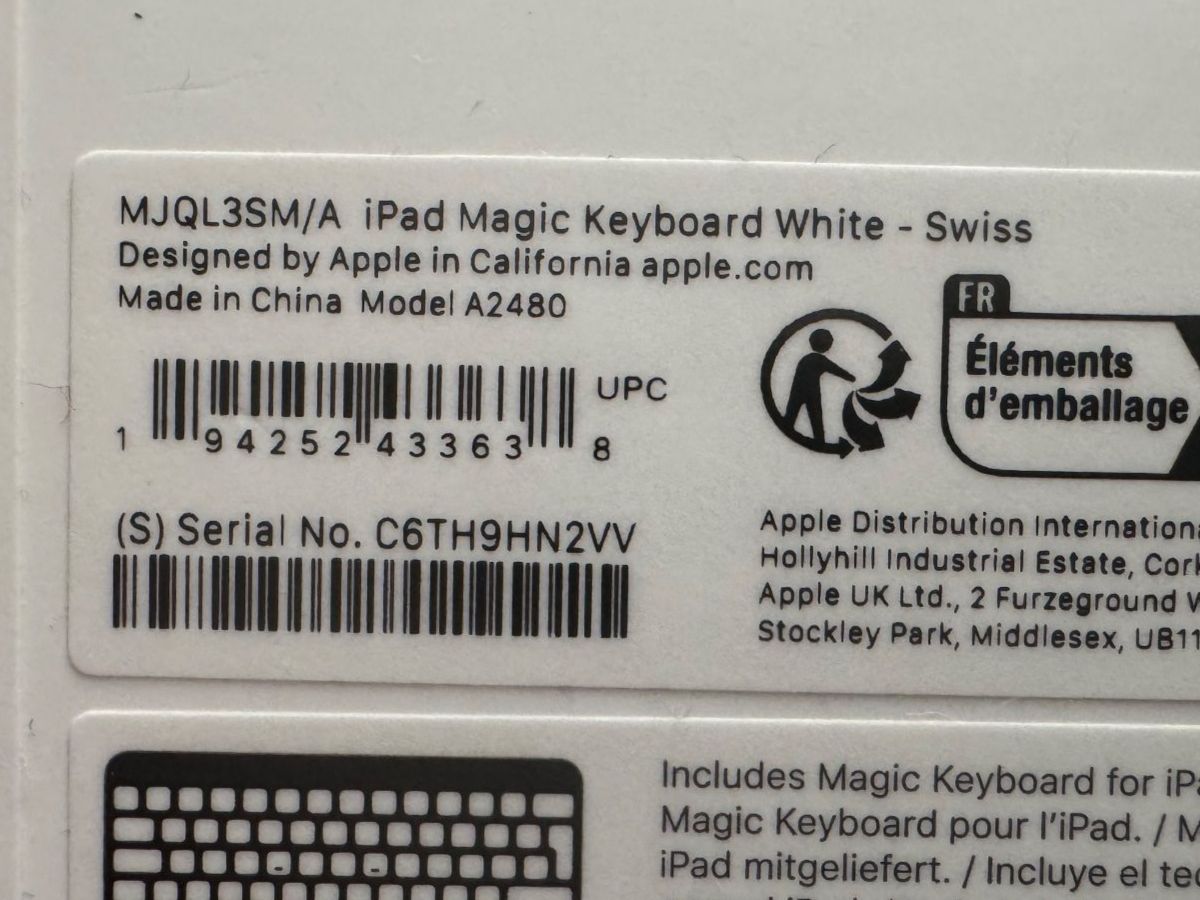 Apple Claviers: Magic Keyboard iPad Pro 12.9 - CH layout - Top - OVP – D'occasion à Zürich par bruno0470 3