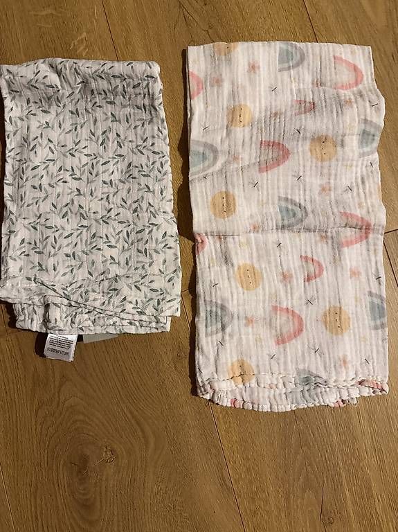 Lotti & Set di vestiti: Bébé filles – Usato da Vouvry venduto da Emilie19 4