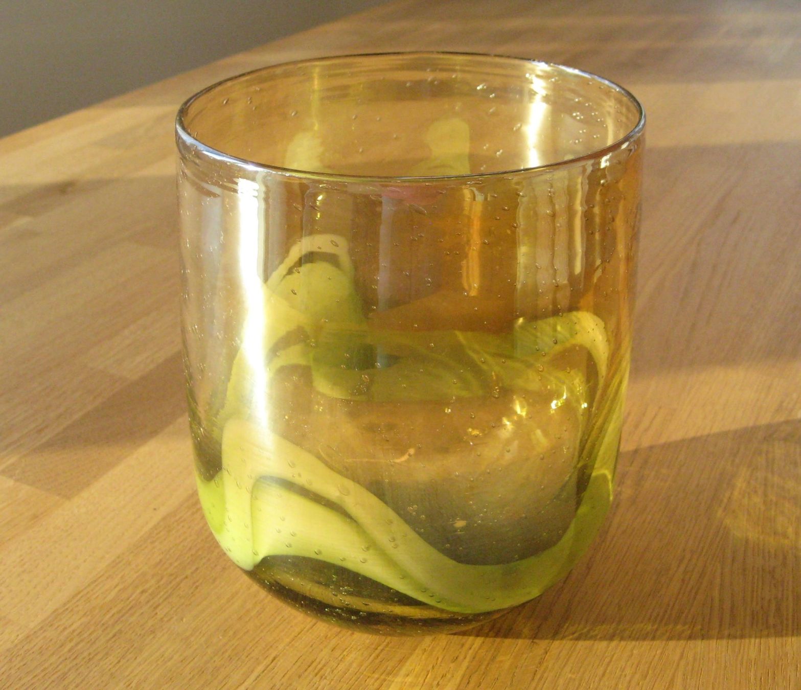 Vase & Récipients: Schöne Glas Vase Murano ? – D'occasion à Langendorf par Happy11 1