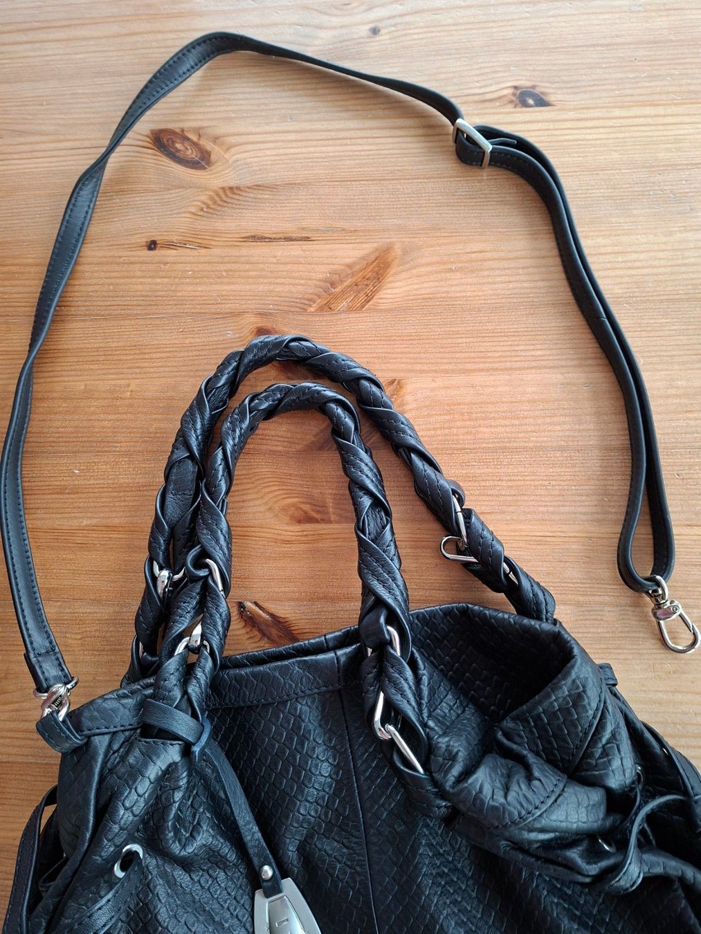 Borse da donna: Lederhandtasche schwarz Marke Nicoli – Usato da Rafz venduto da findelmundo68 3
