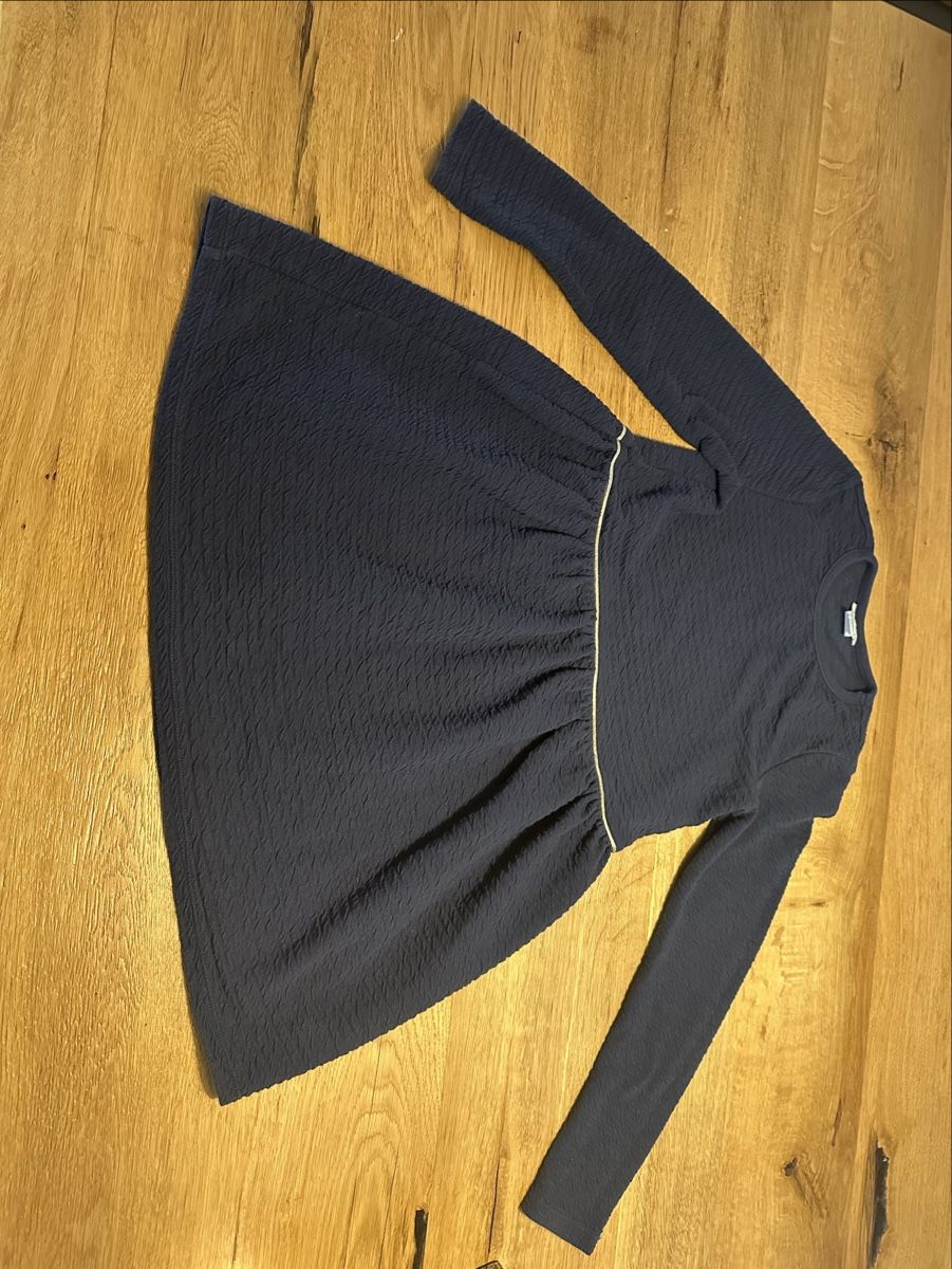 Vestiti & Gonne: Festliches Kleid langarm 134 – Usato da Wettingen venduto da Sternetaenzerin